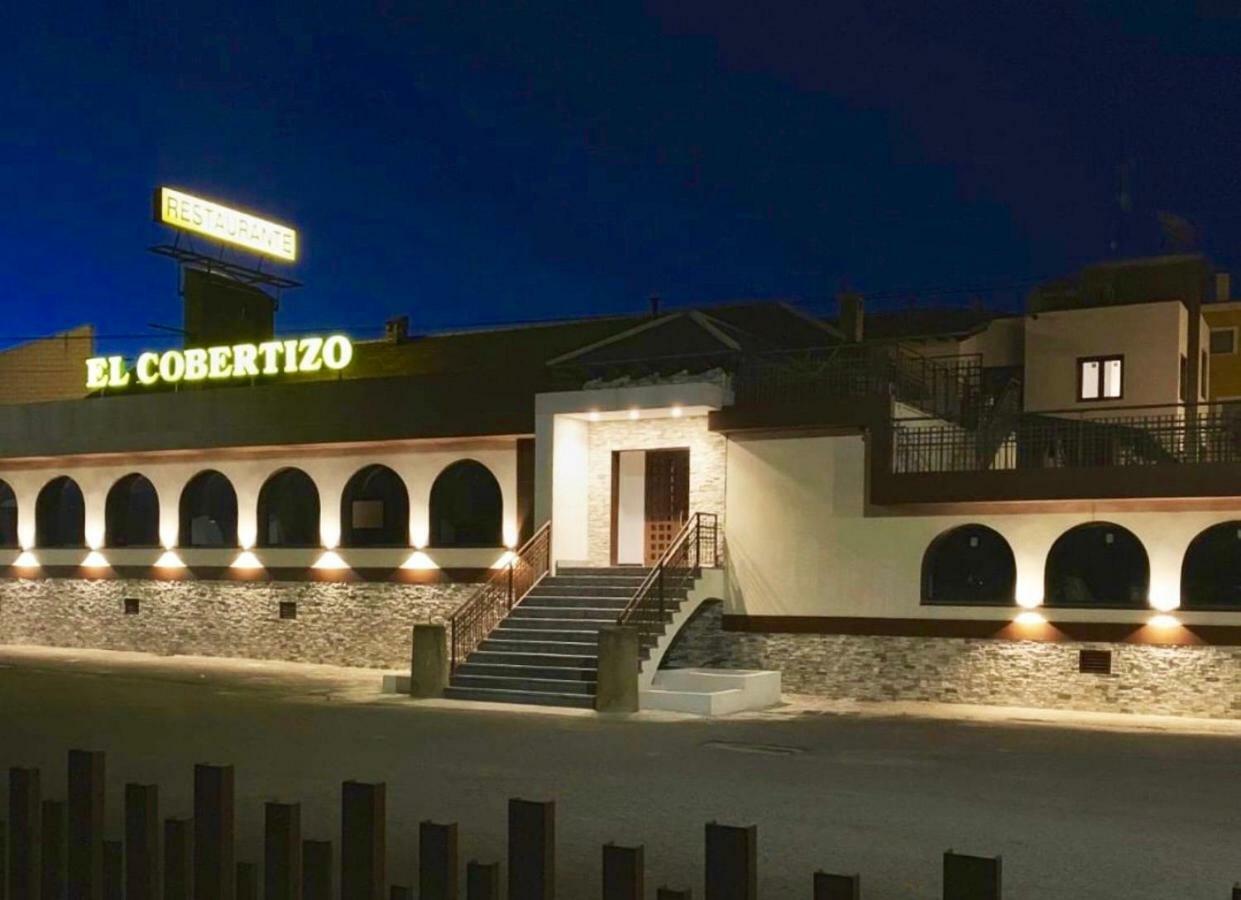 Hotel El Cobertizo Plasencia del Monte 外观 照片